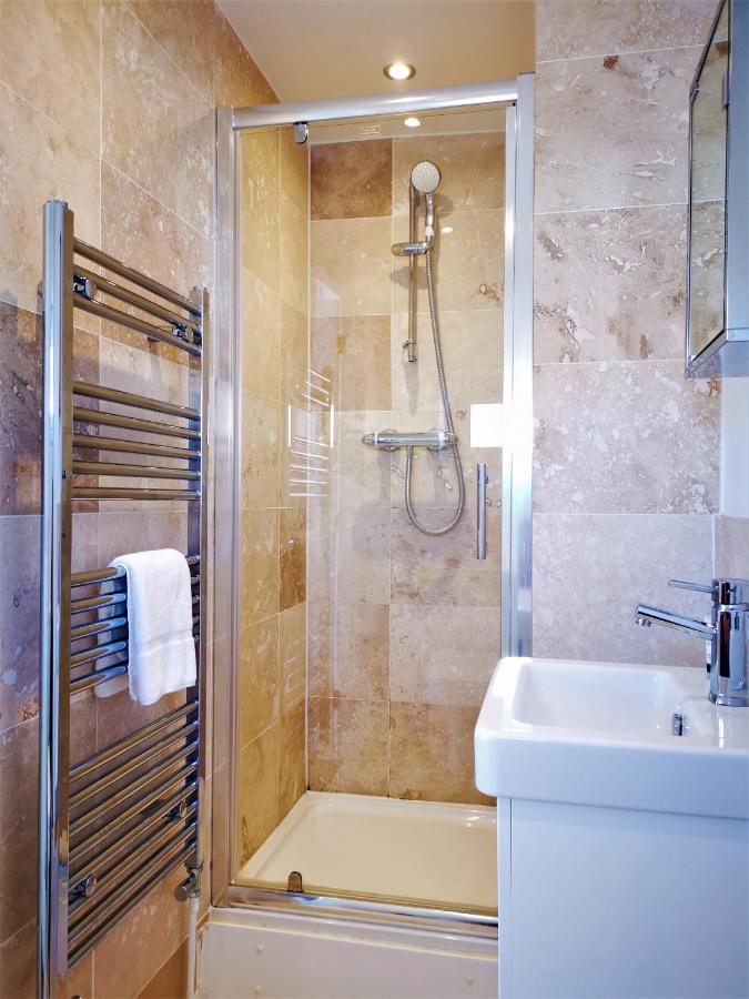 Apartament Marina Living With Parking, Balcony, Quiet And Secure Okręg wyborczy Hove Zewnętrze zdjęcie
