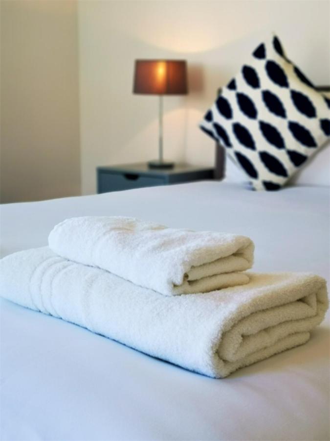 Apartament Marina Living With Parking, Balcony, Quiet And Secure Okręg wyborczy Hove Zewnętrze zdjęcie